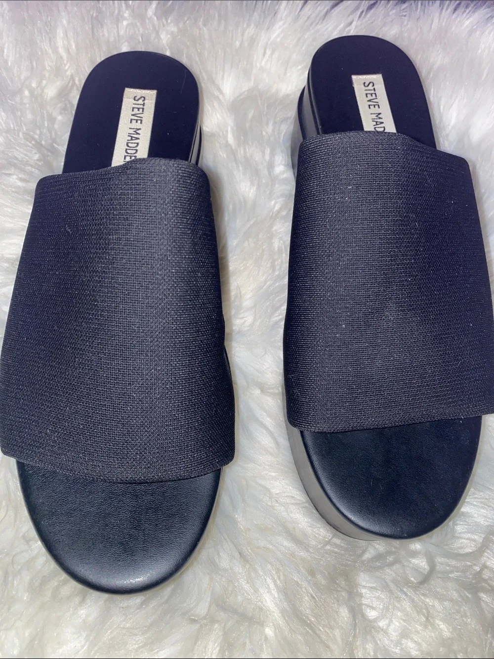 Steve Madden 9.5 platform Black stretchy Wide-Band Slide Sandals